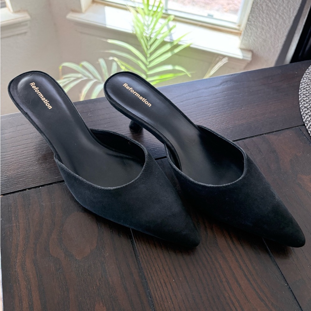 Reformation Black Suede Wilda Kitten Mule - Picture 6 of 9